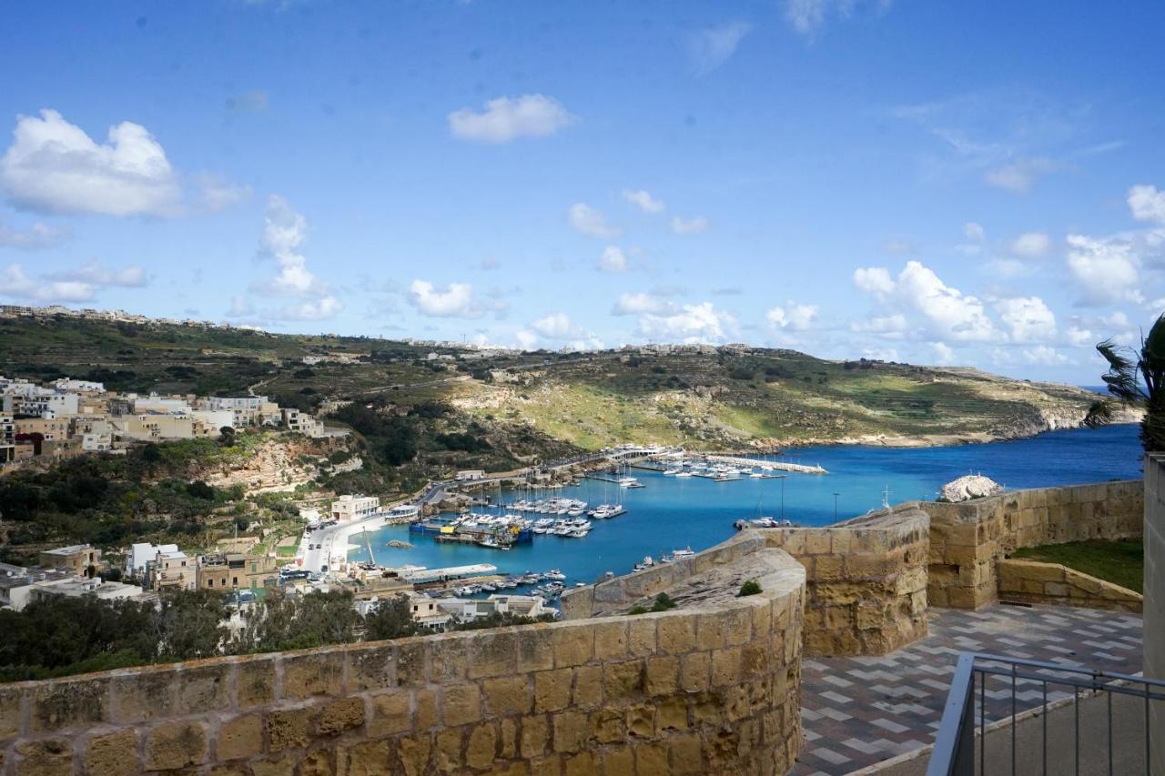 Getawaynpetto Private Duplex Maisonette With Jacuzzi Hot Tub Mgarr Buitenkant foto