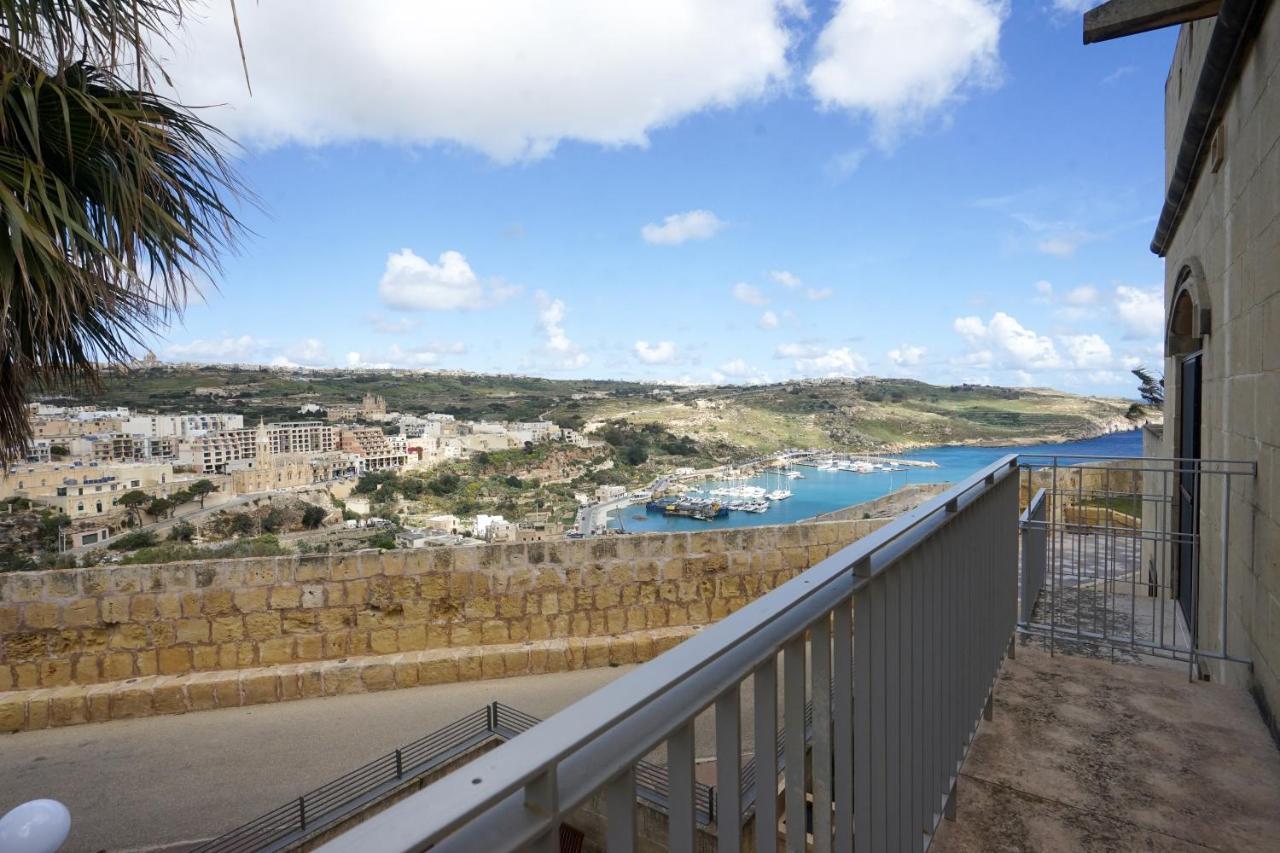 Getawaynpetto Private Duplex Maisonette With Jacuzzi Hot Tub Mgarr Buitenkant foto