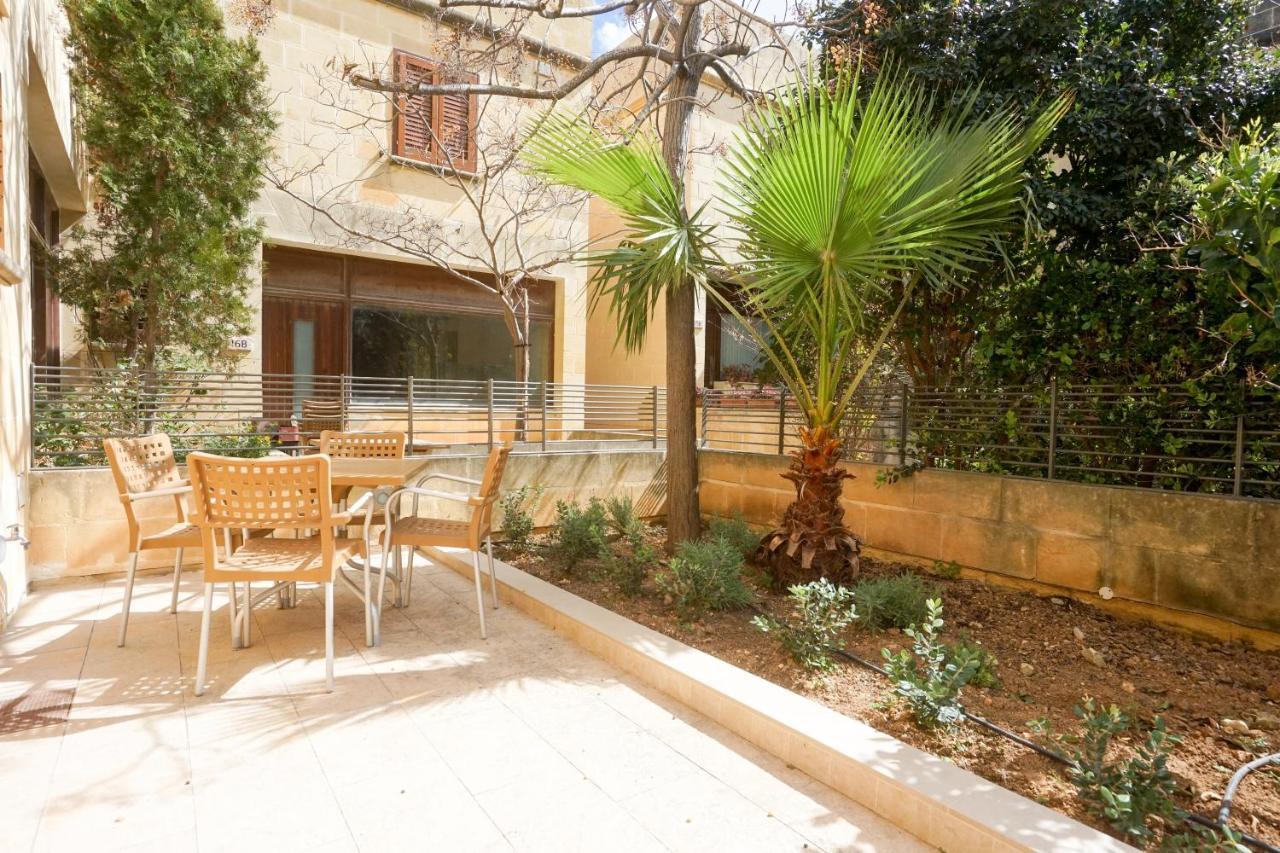 Getawaynpetto Private Duplex Maisonette With Jacuzzi Hot Tub Mgarr Buitenkant foto