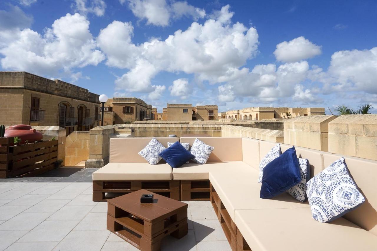 Getawaynpetto Private Duplex Maisonette With Jacuzzi Hot Tub Mgarr Buitenkant foto