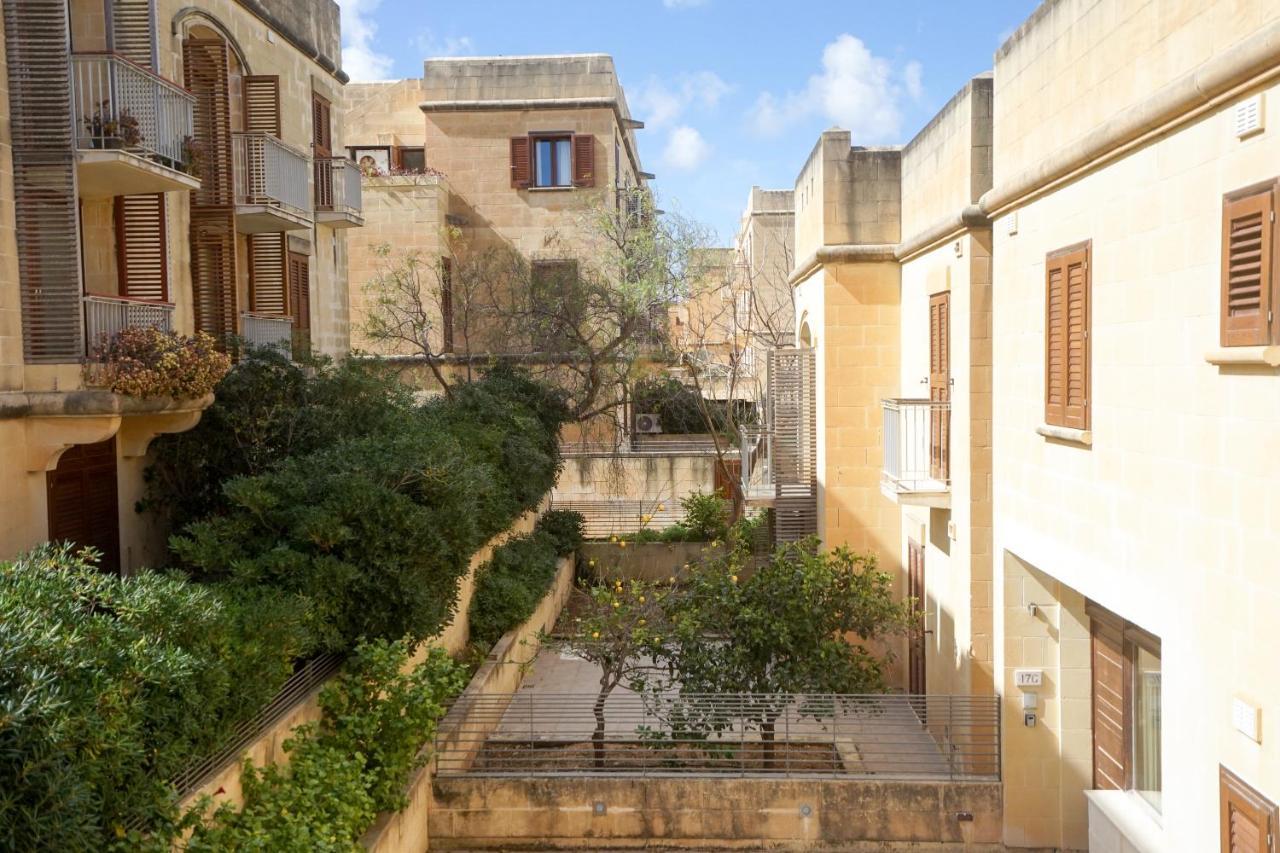 Getawaynpetto Private Duplex Maisonette With Jacuzzi Hot Tub Mgarr Buitenkant foto