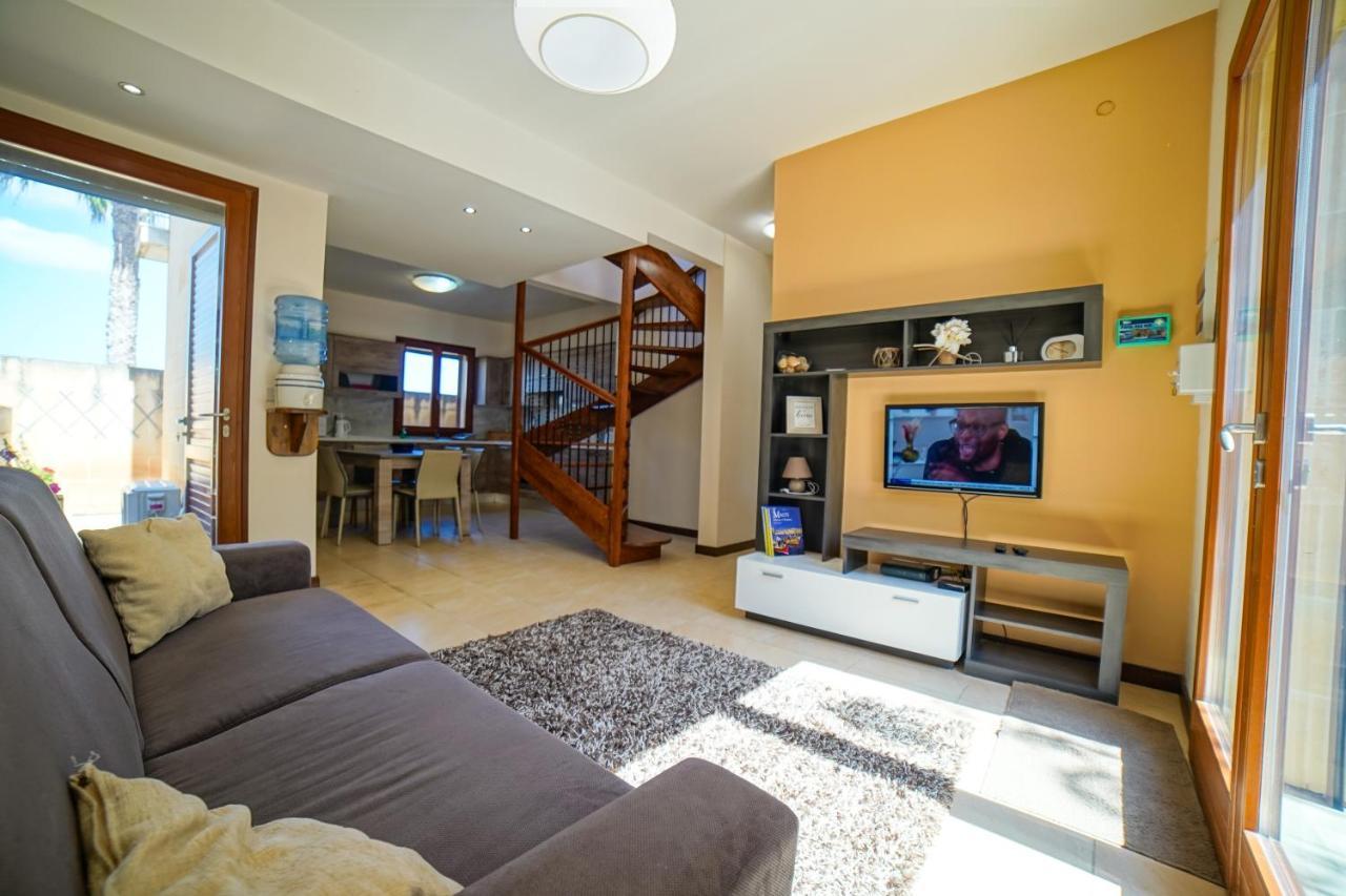 Getawaynpetto Private Duplex Maisonette With Jacuzzi Hot Tub Mgarr Buitenkant foto
