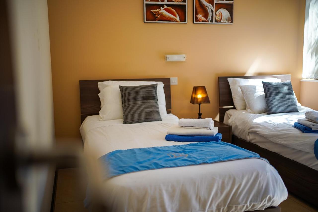 Getawaynpetto Private Duplex Maisonette With Jacuzzi Hot Tub Mgarr Buitenkant foto